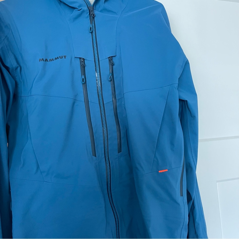 Mammut Shell Jacket - Picture 2 of 8